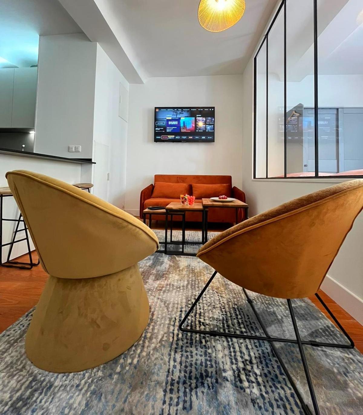 Elegant Studio En Hypercentre Dans Le Quartier Historique Anime Avec Parking Gratuit Caen Exteriör bild